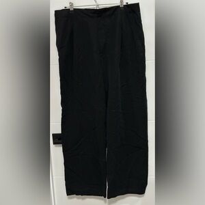 ✨NWT✨ GAP: Women’s High Rise Wide Leg Softsuit Trousers- Size 16- 95% Lyocell